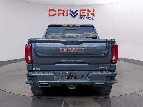 Used 2021 GMC Sierra 1500 AT4 w/ AT4 Value Package image 4