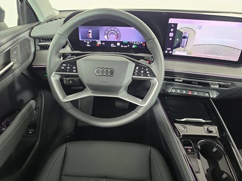 New 2026 Audi Q3 quattro 2.0T AWD/4WD image 33