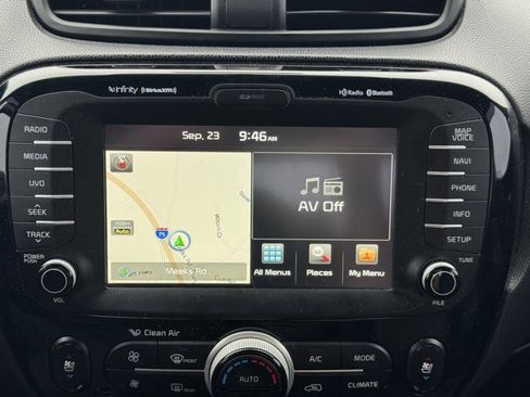 Used 2015 Kia Soul ! w/ Sun & Sound Package image 22