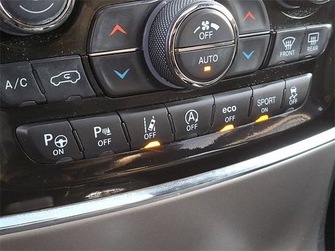 Used 2021 Jeep Grand Cherokee Limited w/ Quick Order Package 2GK 80th image 25