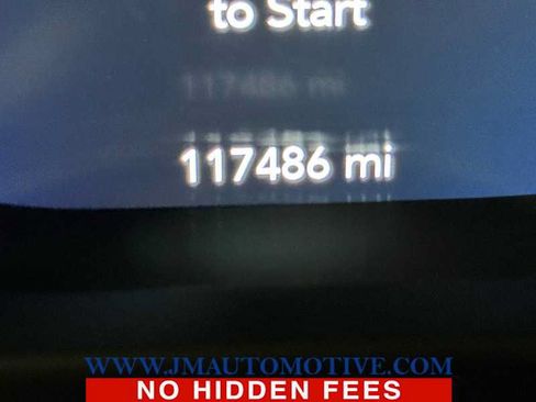 Used 2019 Jeep Wrangler Unlimited Sahara w/ Cold Weather Group AWD/4WD image 20