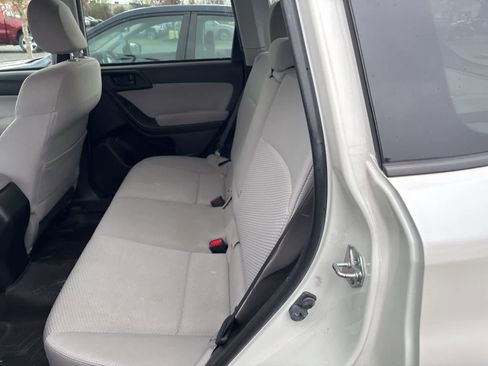 Used 2015 Subaru Forester 2.5i Premium w/ All-Weather Package AWD/4WD image 3