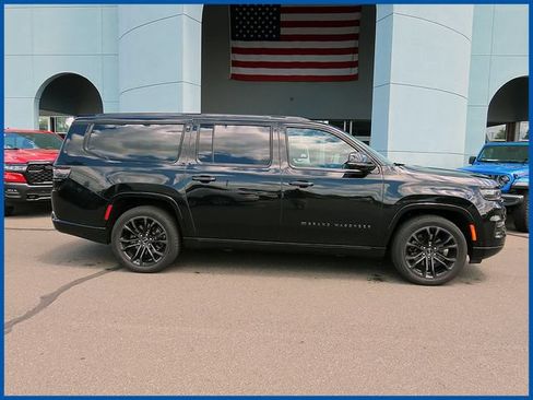 Used 2024 Jeep Grand Wagoneer L Series II w/ Quick Order Packagew 28T AWD/4WD image 2