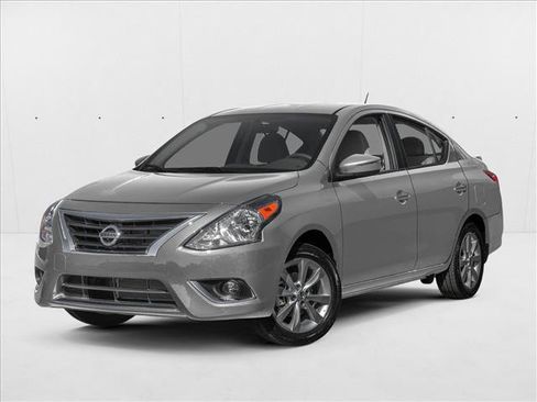 Used 2016 Nissan Versa FWD image 1