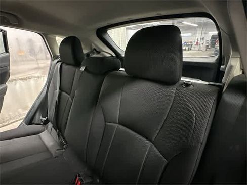 Used 2018 Subaru Impreza 2.0i image 16