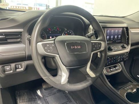Used 2022 GMC Acadia SLE w/ Driver Convenience Package image 14