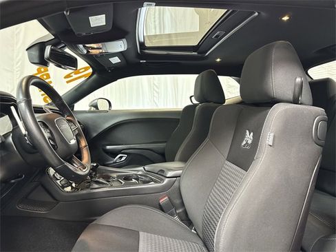 Used 2019 Dodge Challenger R/T Scat Pack image 11
