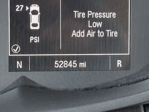 Used 2021 Chevrolet Trax LS w/ Tint and Cruise Package image 32