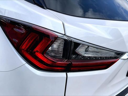 Used 2019 Lexus RX 450h AWD w/ Navigation Package image 27