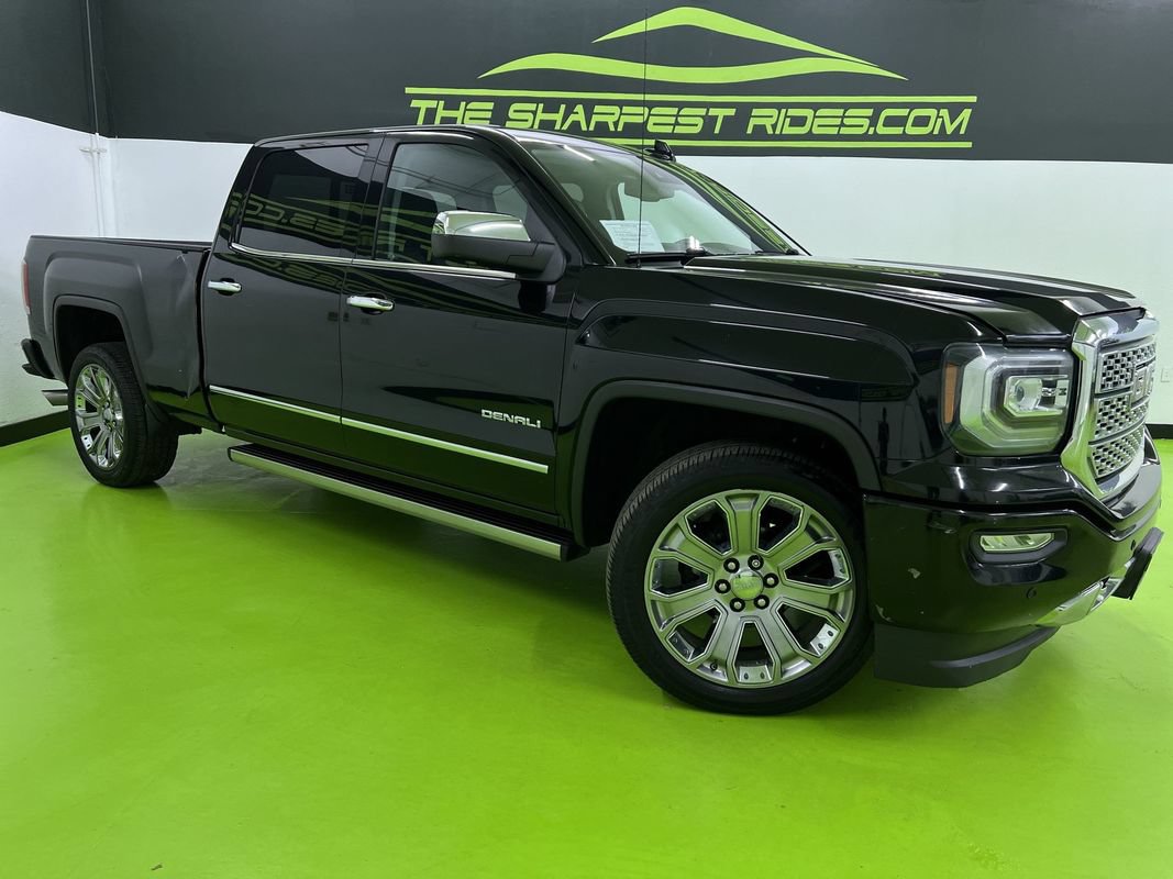 Used 2017 GMC Sierra 1500 Denali w/ Denali Ultimate Package AWD/4WD image 1