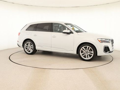 New 2025 Audi Q7 3.0T Premium Plus image 9