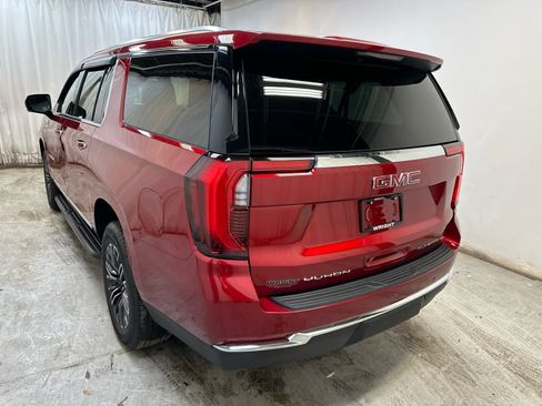 Certified 2025 GMC Yukon XL Elevation image 2