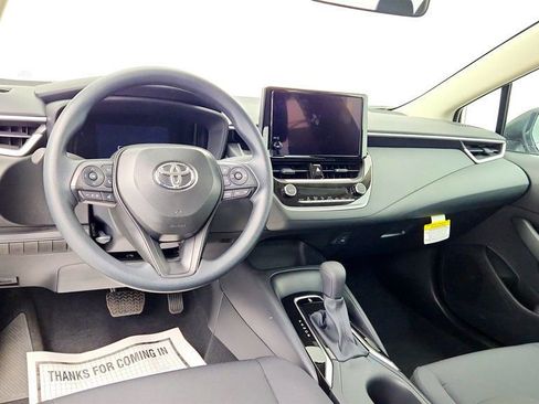 Used 2026 Toyota Corolla LE FWD image 12
