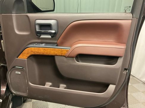 Used 2016 Chevrolet Silverado 1500 High Country w/ High Country Premium Package AWD/4WD image 31