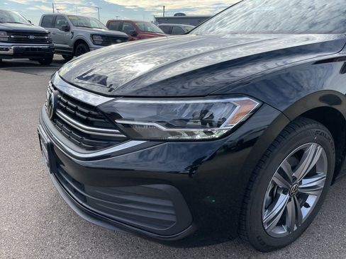 Used 2024 Volkswagen Jetta SE image 26