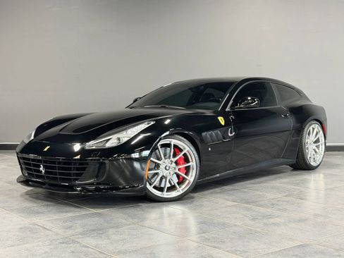 Used 2018 Ferrari GTC4Lusso AWD/4WD image 1