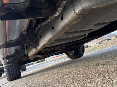 Used 2005 Chevrolet Avalanche LS w/ Sun And Sound Package image 22