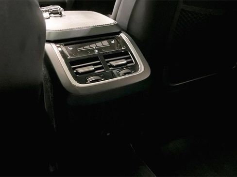 Certified 2023 Volvo XC90 B5 Core w/ Protection Package Premier image 35