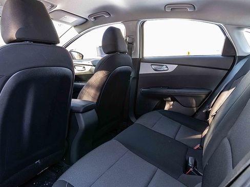 Certified 2023 Kia Forte LXS w/ LXS Technology Package image 22