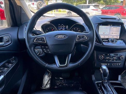 Used 2018 Ford Escape Titanium AWD/4WD image 4