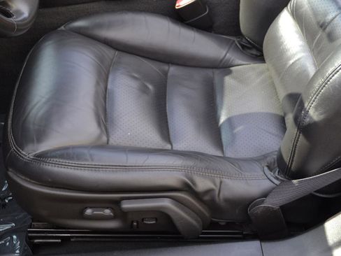 Used 2006 Chevrolet Corvette Convertible w/ Preferred Equipment Group RWD image 19