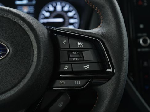 Used 2025 Subaru Forester Touring image 27