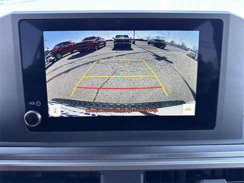 Used 2025 Toyota 4Runner SR5 image 19