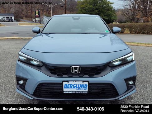 Used 2022 Honda Civic Sport Touring image 9