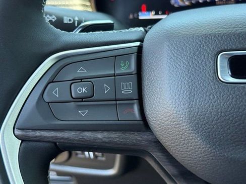 New 2025 Jeep Grand Cherokee L Limited image 22