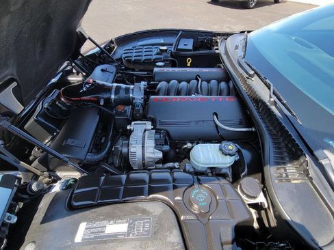 Used 1999 Chevrolet Corvette Coupe w/ Lighting Pkg RWD image 21