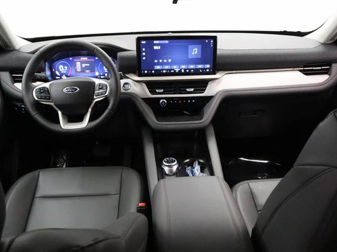 New 2026 Ford Explorer Active w/ Active Comfort Package AWD/4WD image 15