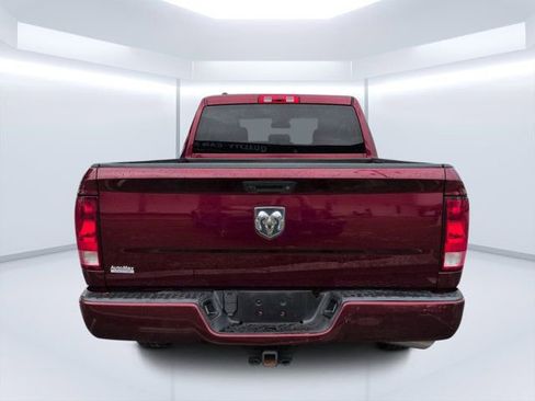 Used 2017 RAM 1500 Express RWD image 4