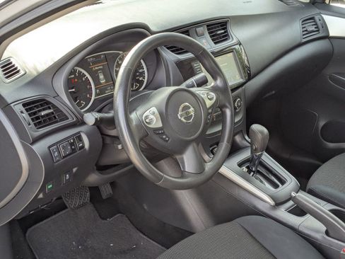 Used 2019 Nissan Sentra S image 11