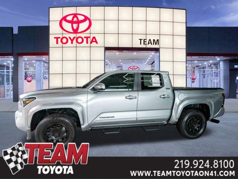 Used 2025 Toyota Tacoma SR5 AWD/4WD image 1