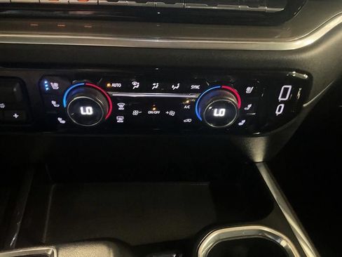 Used 2022 Chevrolet Silverado 1500 High Country w/ Max Trailering Package AWD/4WD image 25