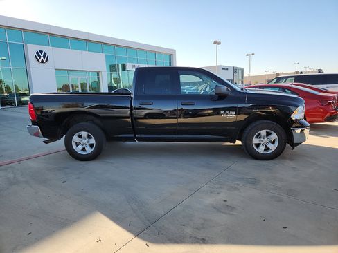 Used 2024 RAM 1500 Classic SLT image 8
