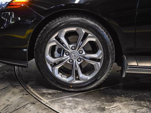 Used 2023 Honda Accord EX image 9