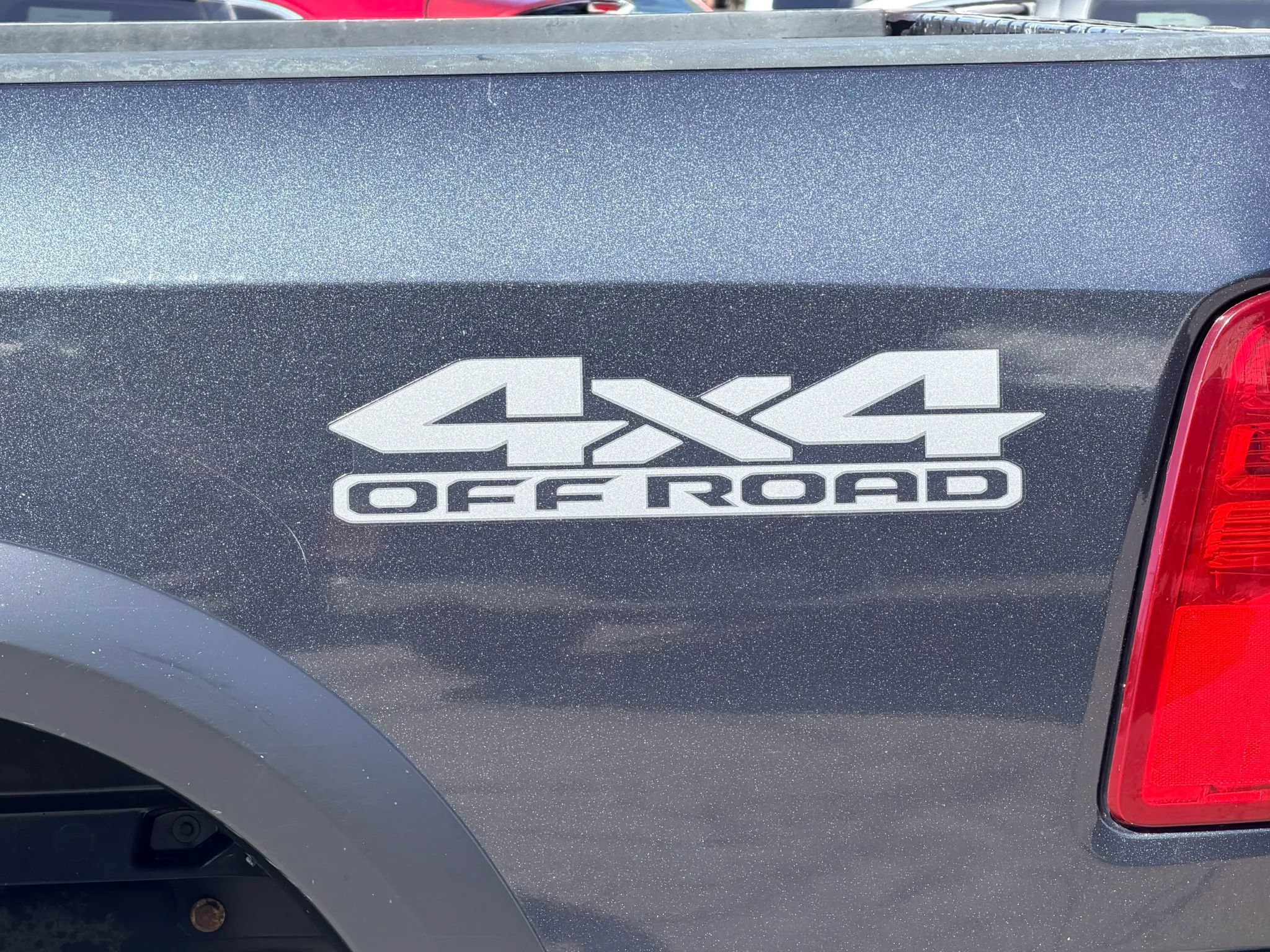 Used 2017 RAM 2500 Tradesman w/ Chrome Appearance Group AWD/4WD image 3