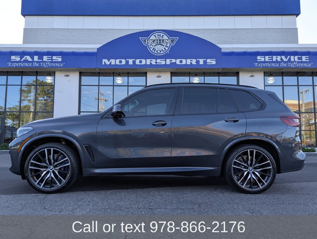 Used 2022 BMW X5 M50i AWD/4WD image 1