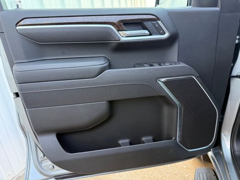 New 2026 GMC Sierra 1500 Elevation image 10