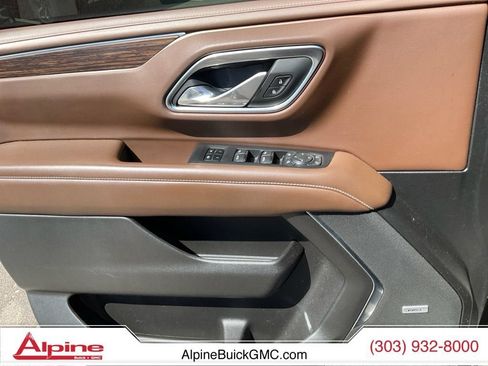 Used 2021 Chevrolet Tahoe High Country w/ Premium Package AWD/4WD image 20