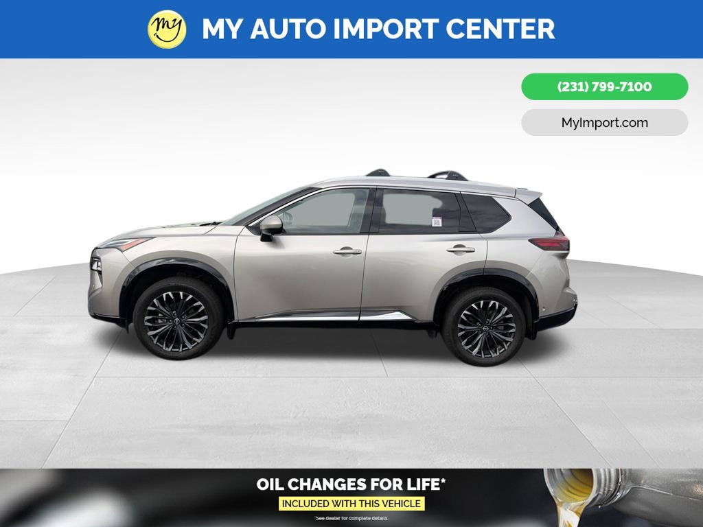 Used 2025 Nissan Rogue Platinum w/ Platinum Premium Package FWD image 4
