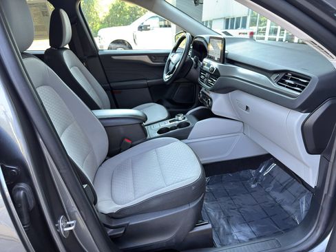 Used 2024 Ford Escape Active image 18