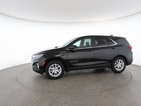 Used 2024 Chevrolet Equinox LT w/ LPO, Floor Liner Package image 4