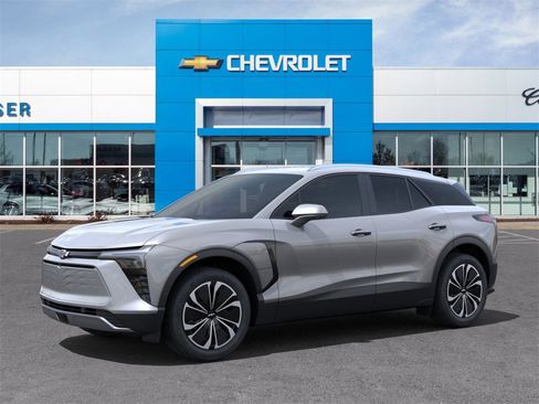 New 2025 Chevrolet Blazer EV LT image 2