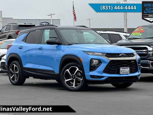 Used 2023 Chevrolet TrailBlazer RS w/ Sun and Liftgate Package FWD image 1