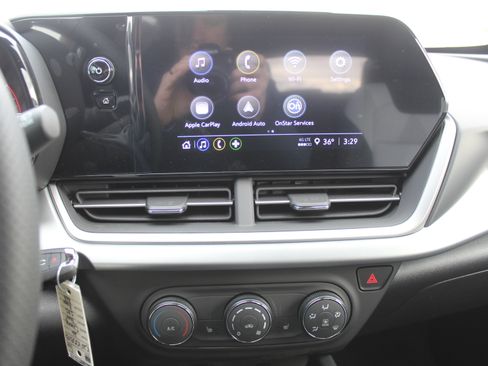 New 2026 Chevrolet Trax RS w/ Driver Confidence Package image 12