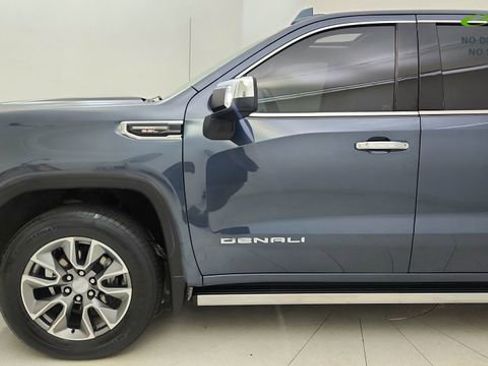 Used 2022 GMC Sierra 1500 Denali w/ Denali Reserve Package AWD/4WD image 9