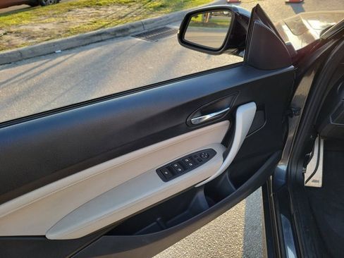 Used 2015 BMW M235i Convertible image 19