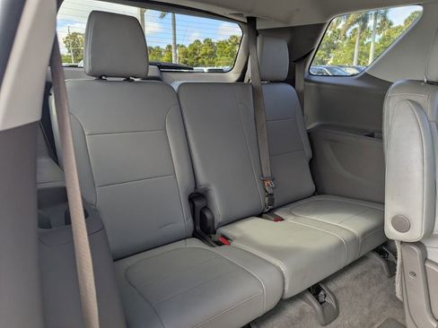 Used 2018 Chevrolet Traverse LT w/ LPO, 'HIT The Road' Package image 15